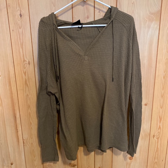 Urban Outfitters Tops - NWOT waffle top!